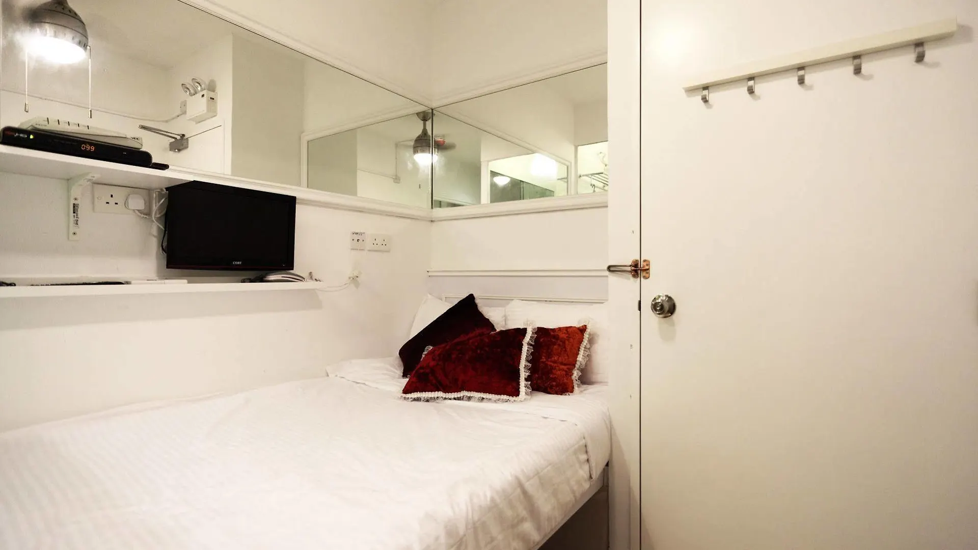Apple Lnn Causeway Bay Hotel Hong Kong Guest house