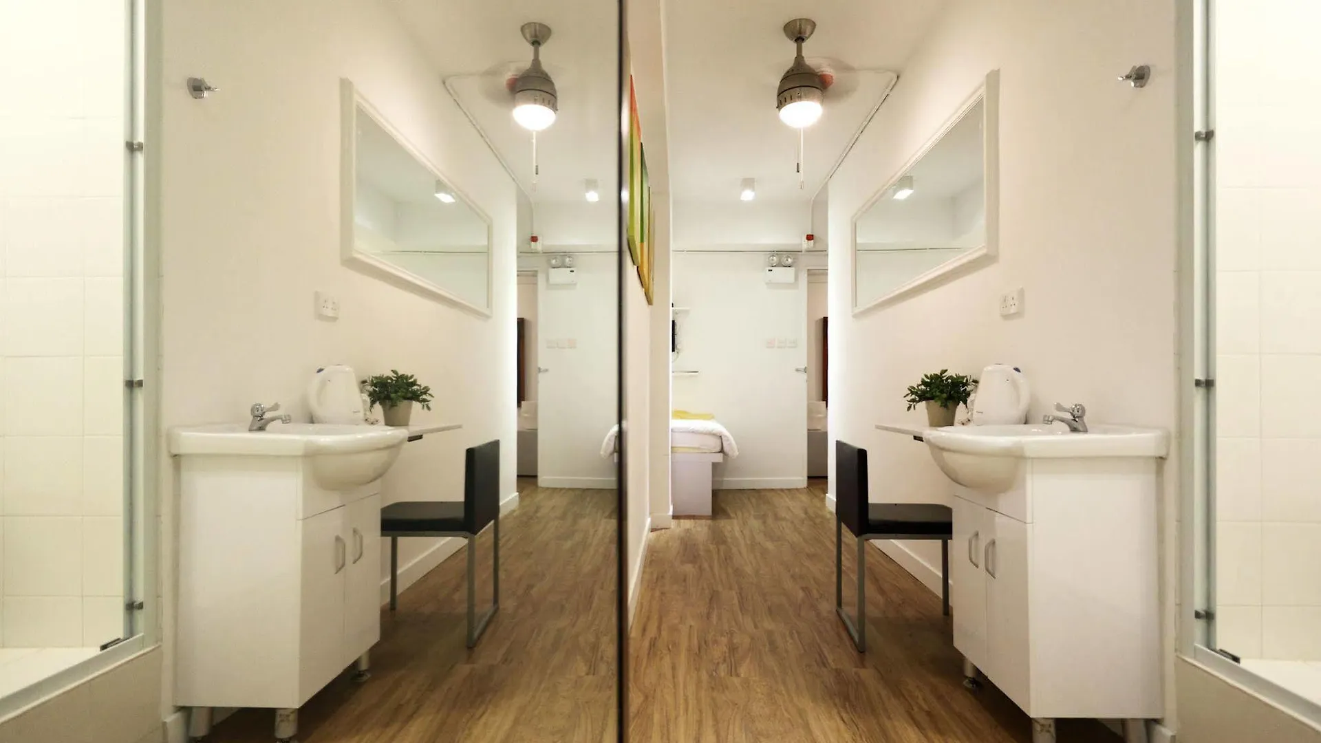 Apple Lnn Causeway Bay Hotel Hong Kong Guest house